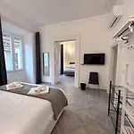 Vicolo Doria 2