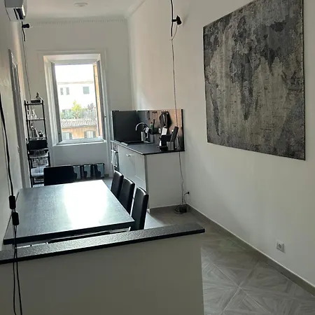 Vicolo Doria 2